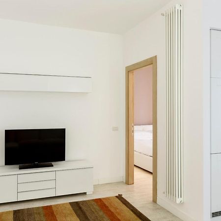 Comfort Suites Garibaldi Milán Habitación foto