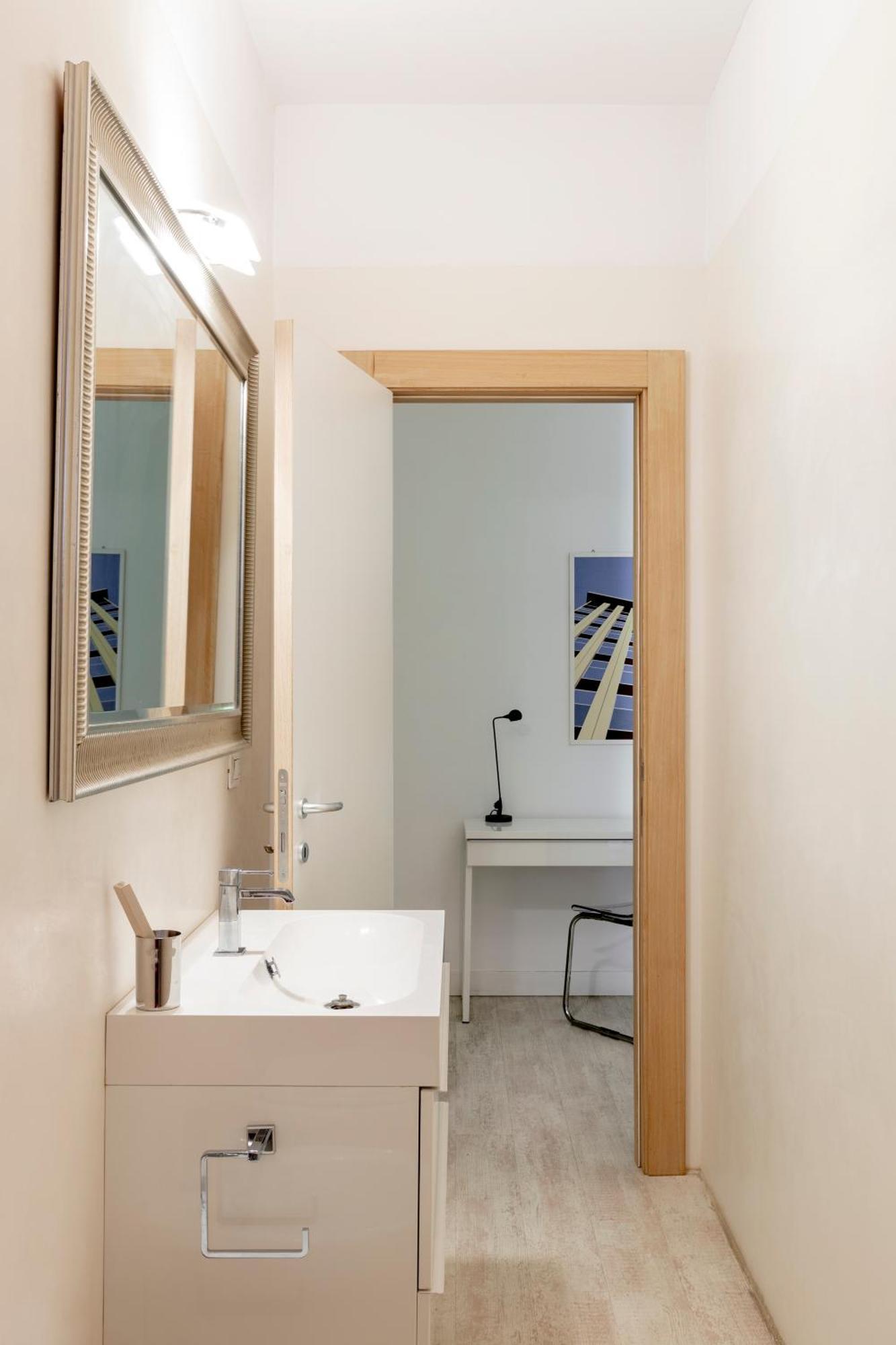 Comfort Suites Garibaldi Milán Habitación foto